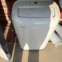 200 OBO Toshiba AC Works Great