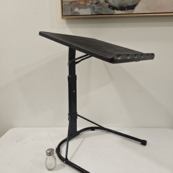 Laptop desk