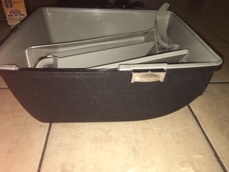 Regular rolling litter box