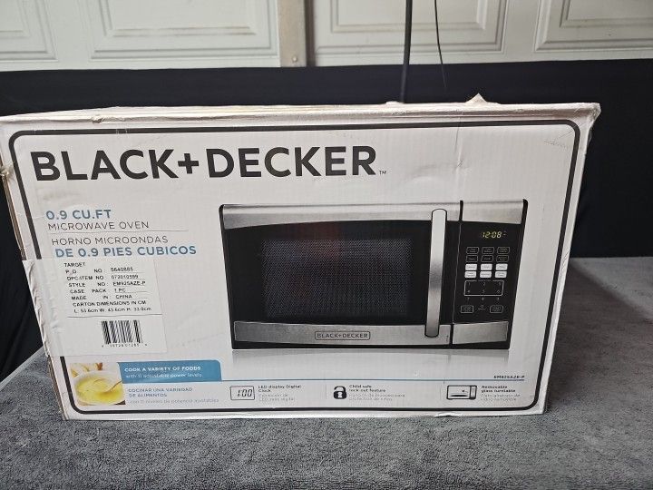 Black And Decker Microwave New