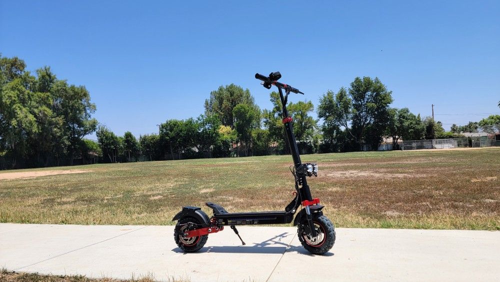 Off Road 1000w Electric Scooter + Free Back