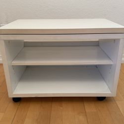 Low Rolling, Swivel-top Table! Handy! 