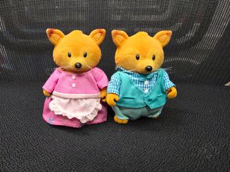 Calico Critters fox husband and wife