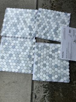 Azula 1 in. Hexagon 12 in. x 12 in. x 0.38 in. Polished Marble Mesh-Mounted Mosaic Tile. 5 Pieces