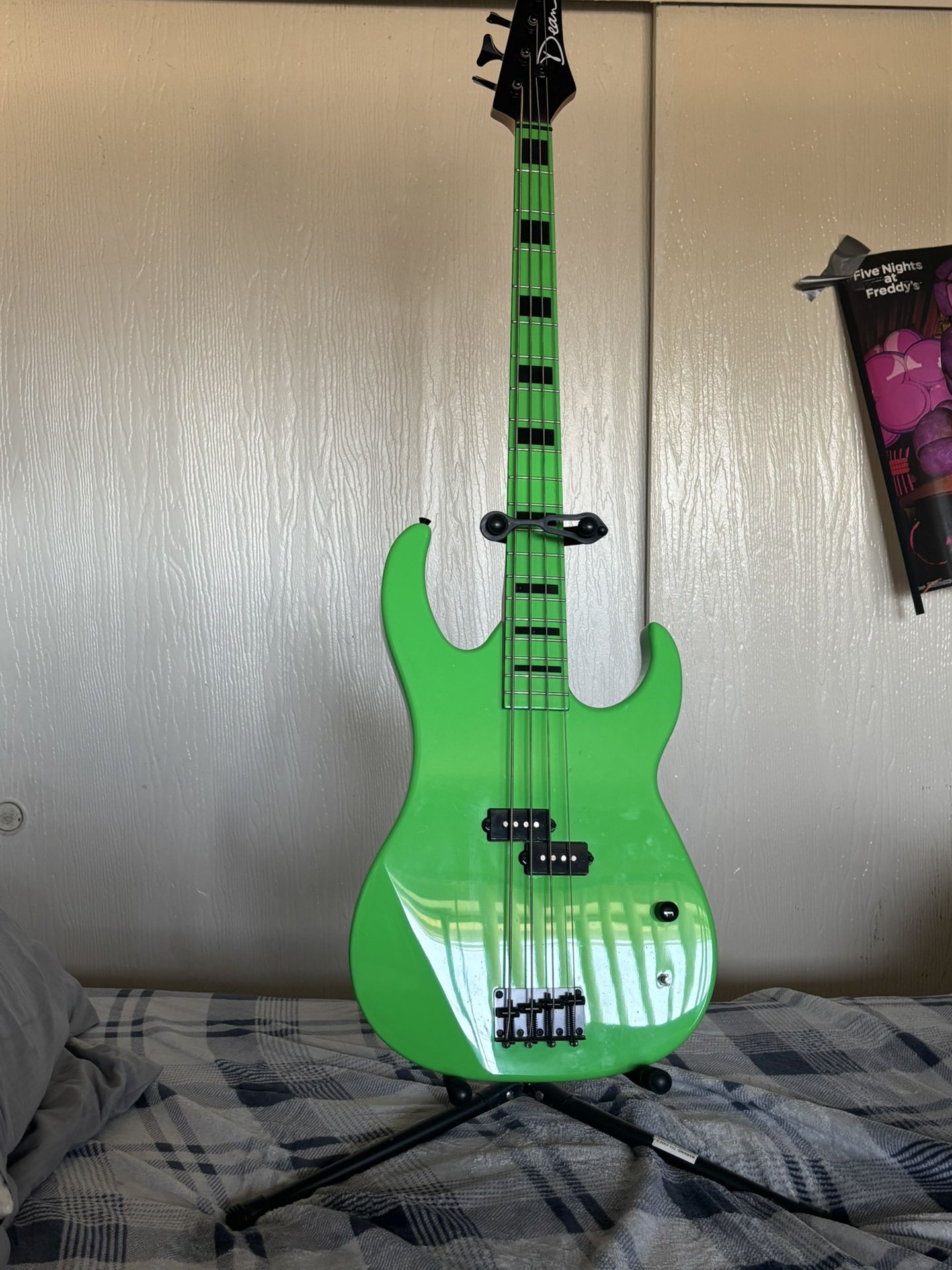 Dean Bass Guitar