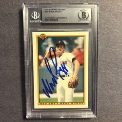 1990 Bowman Tiffany Wade Boggs signed. Beckett Authenticated Autograph 