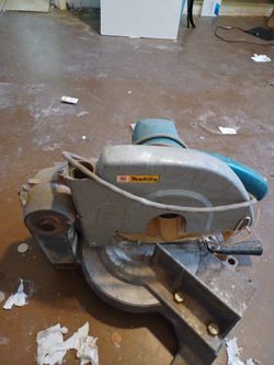 Makita Table Saw 