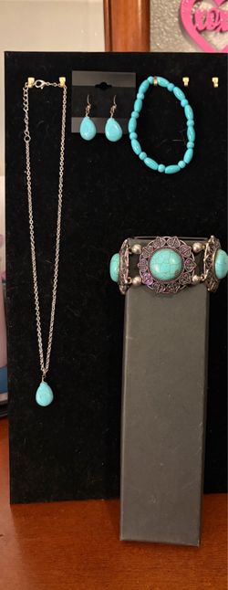 New 4pc Turquoise Jewelry Set