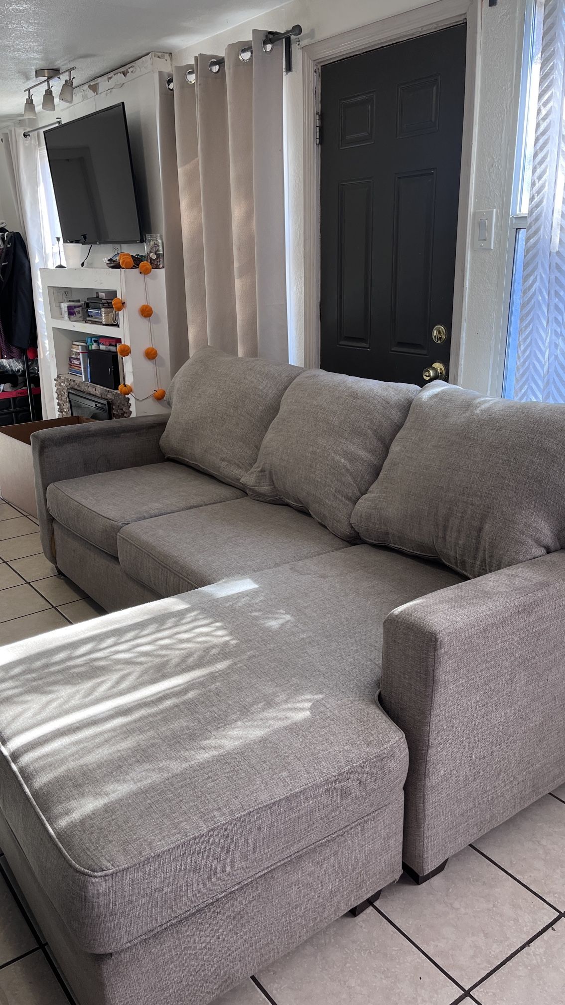 Sectional sofa w chaise lounge
