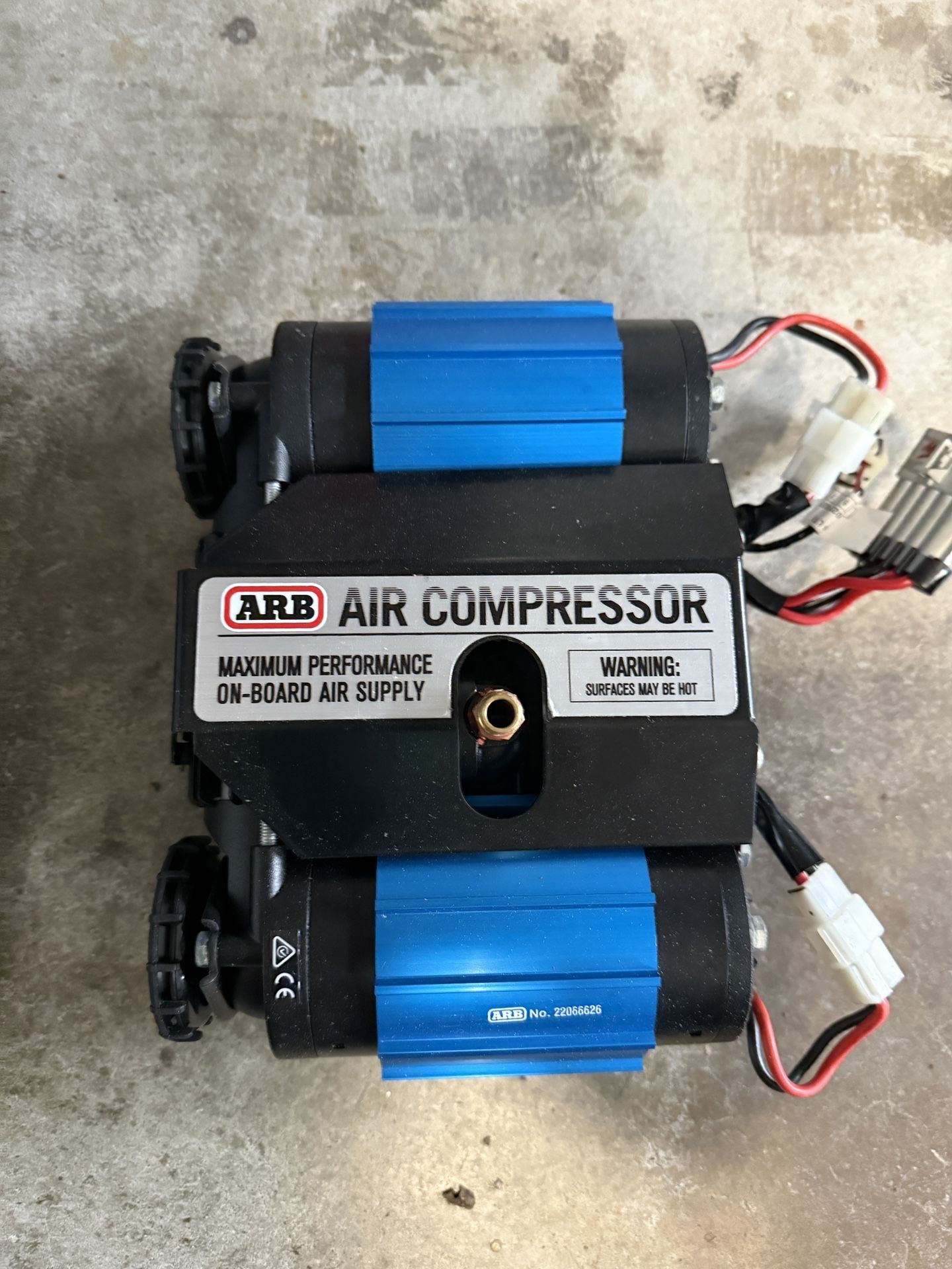 ARB Dual Compressor And 25’ Extension Harness