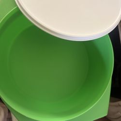 Tupperware tortilla keeper large