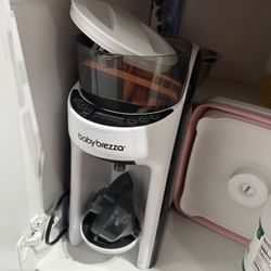 Babybrezza Formula Maker
