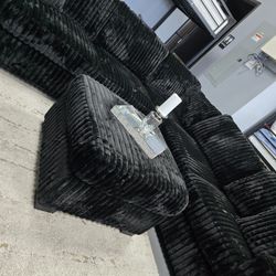 ✨️ Sectionals, 2pc Sofas ✨️ Furniture Queen Bedrooms, Dining Avail