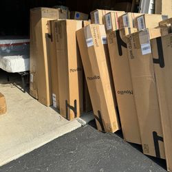 Twin / Full / Queen Size Mattress In A Box Price Range $140-250/ Memory foam , gel hybrid  and classic pillow top innerspring mattresses