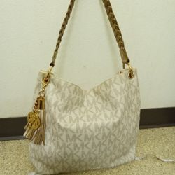 Michael Kors Shoulder 