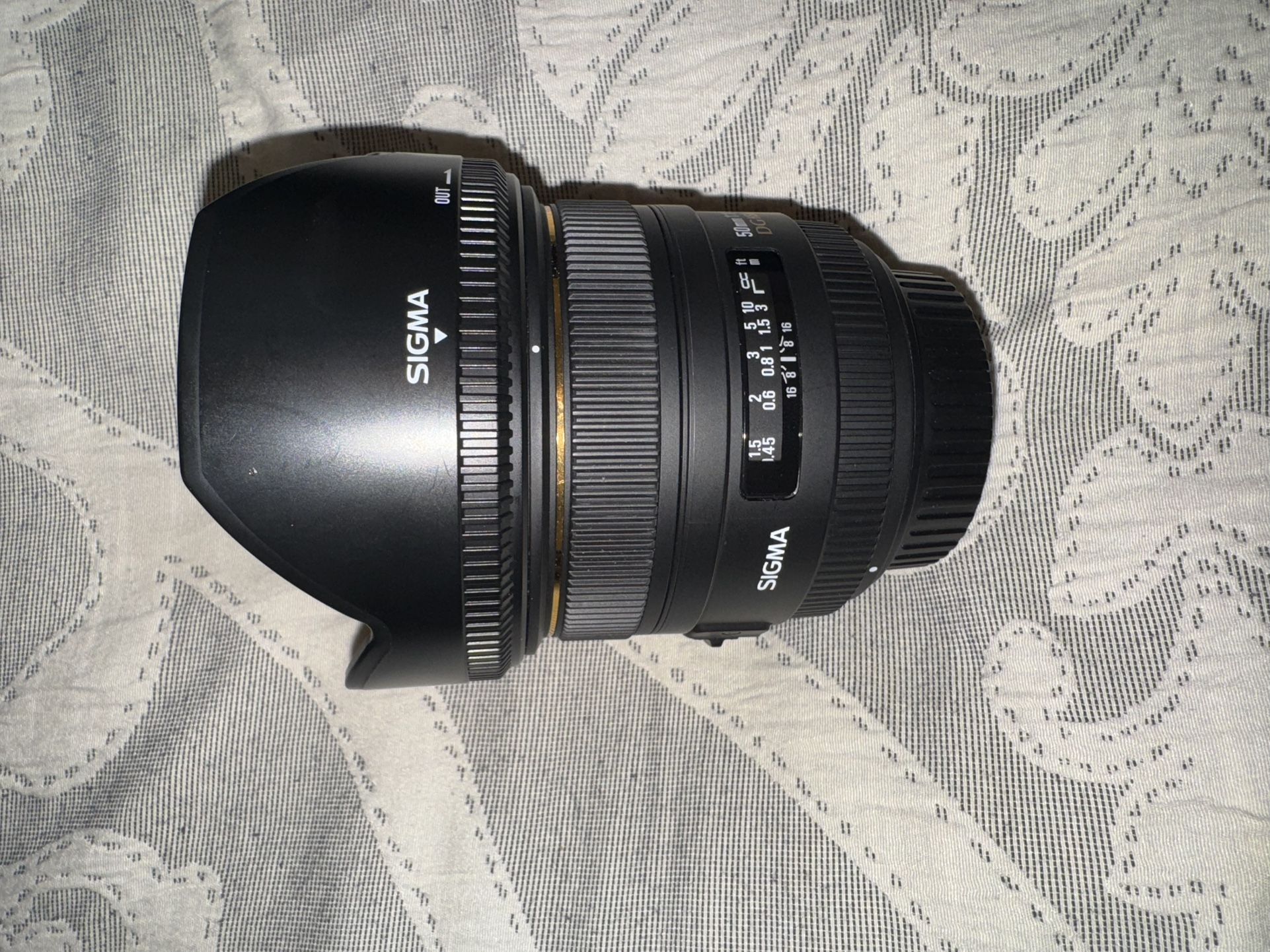 Sigma 50mm f/1.4 EX DG HSM - Canon EF Fit