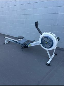 Concept2 Model D Rowing Machine with PM5 Monitor…. Home Gym Fitness….