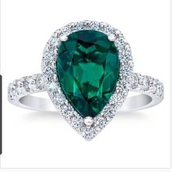 Green Emerald Ring, Earings and Necklace Set