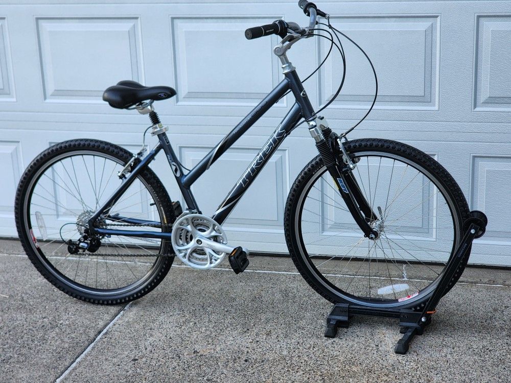26" Trek Hybrid Bike