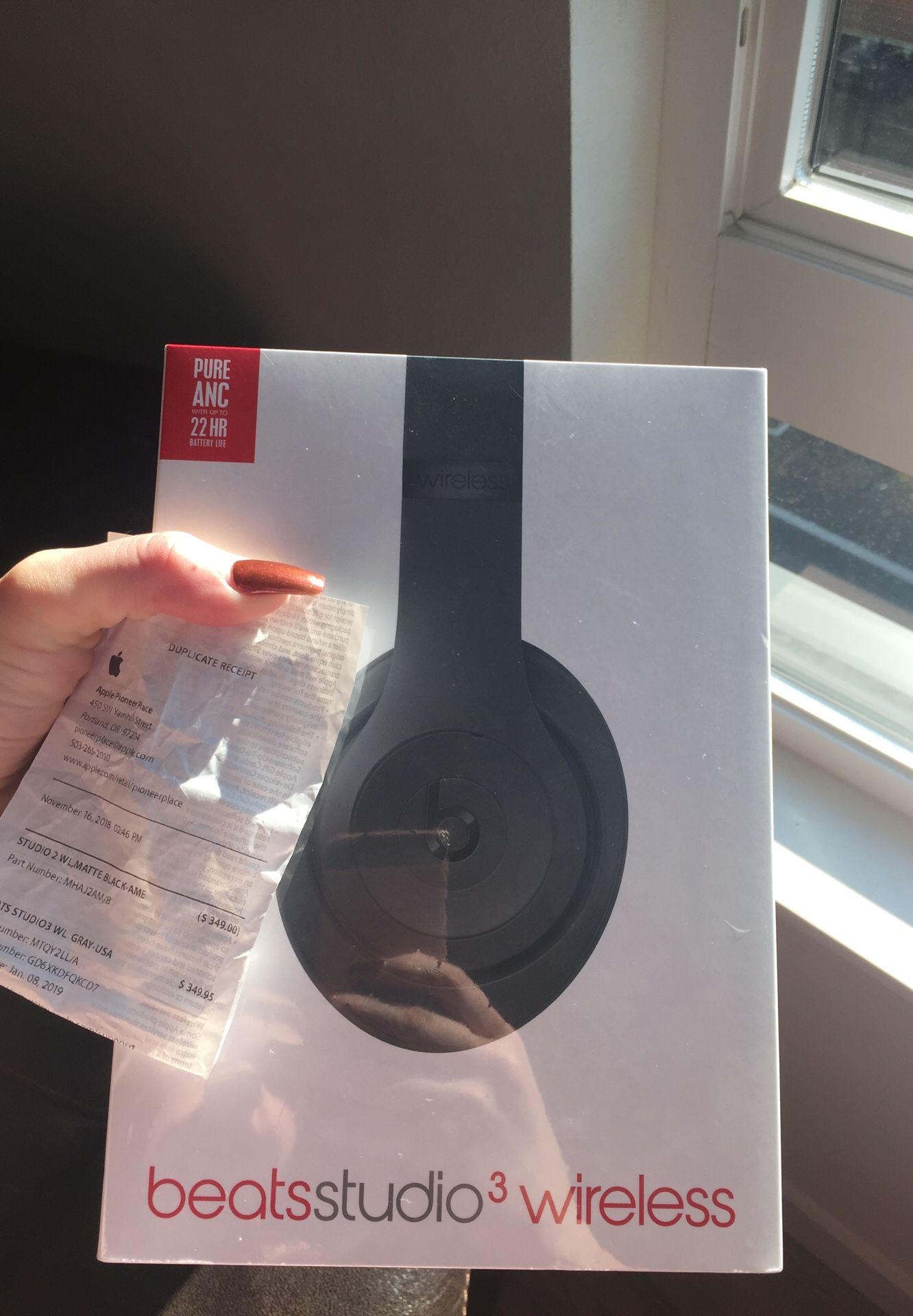 Beats by Dre studio wireless 3 grey/black new sealed in original box with matching receipt from pioneer place