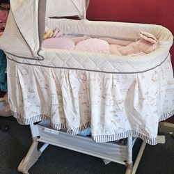 Moises ,color Crema O Beige 