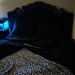Queen Size Bedframe