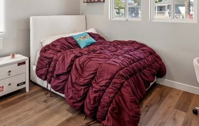 White Full bed frame