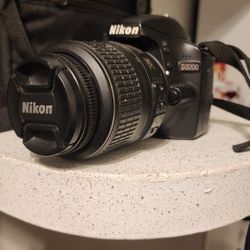 Nikon D3200 With Exra Lens