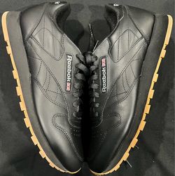 Reebok Classic Leather/Mens 8 - Black/Gum - $45 Obo