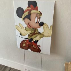 Mickey safari sign