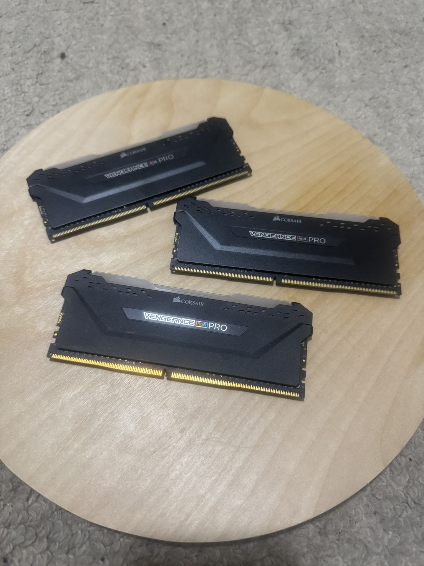 Corsair Vengeance RGB Pro 24GB DDR4