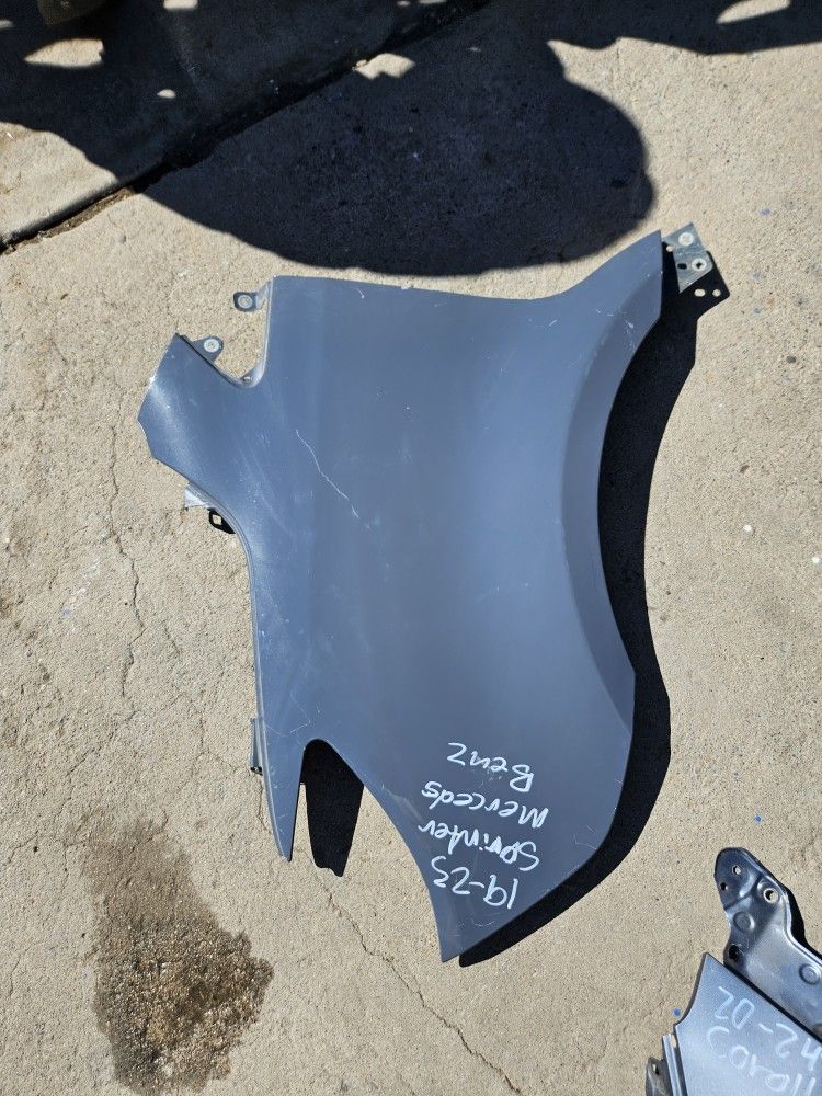 Mercedes Benz Sprinter Left Fender Oem