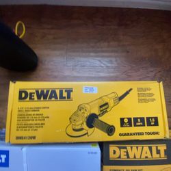 DEWALT 4.5-in 9-Amp Paddle Switch Angle grinder