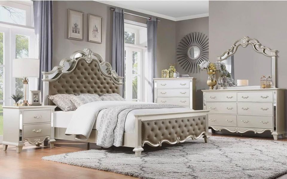 Brand New Bedroom Furniture Set on Promotion