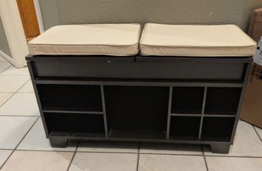 Entry Storage Bench