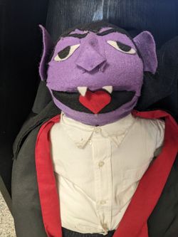 Halloween Prop The Count In Coffin