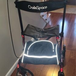 OasisSpace Rollator Upright Walker With Seat And Storage