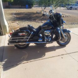 2013 Harley ULTRA Classic 9000 Obo