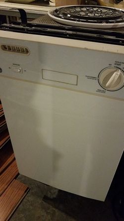GE 1/2 SIZE DISH WASHER
