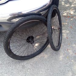 Set of 26 inch wheels and tires