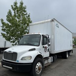 2013 Freightliner M2