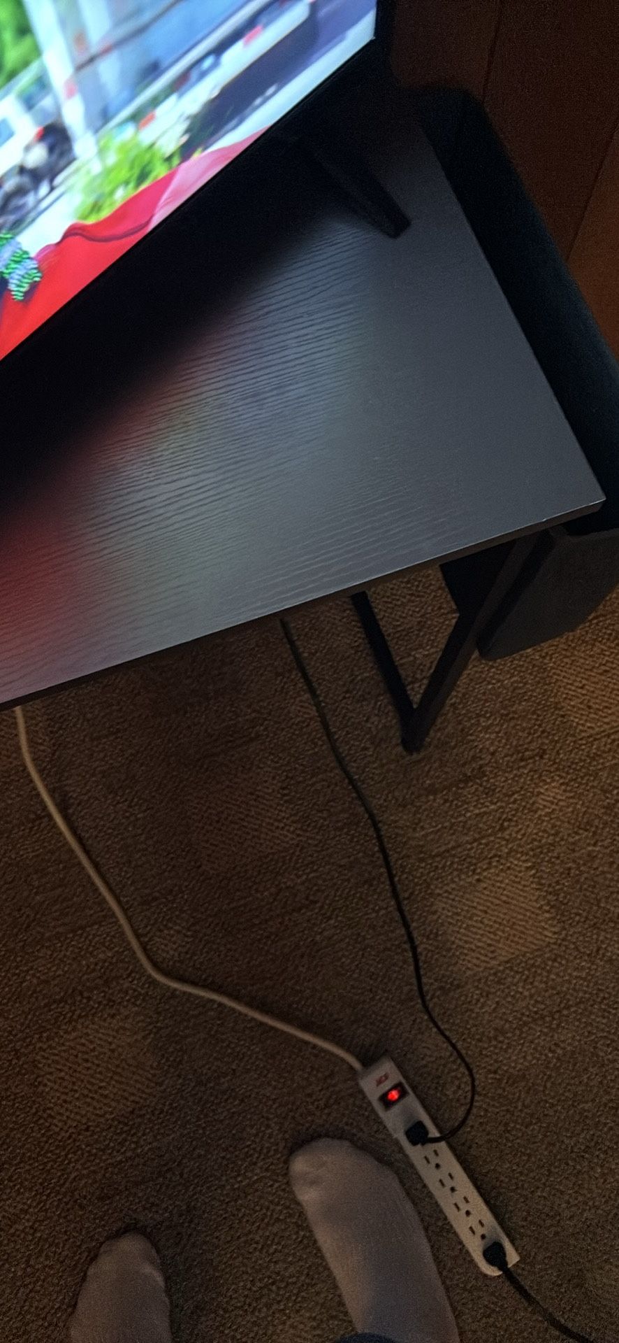 Desk With Pouch To Hold Stuff