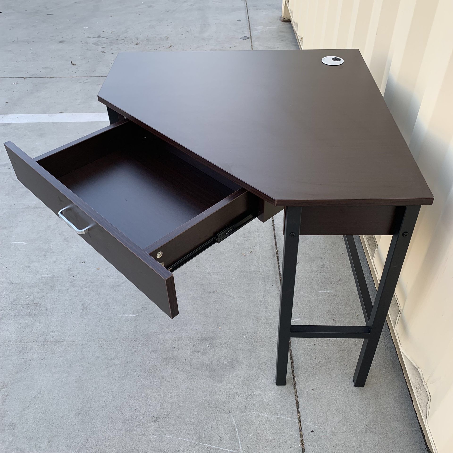 New In Box Space Saving Dark Brown Corner Office Computer Writing Desk With Drawer