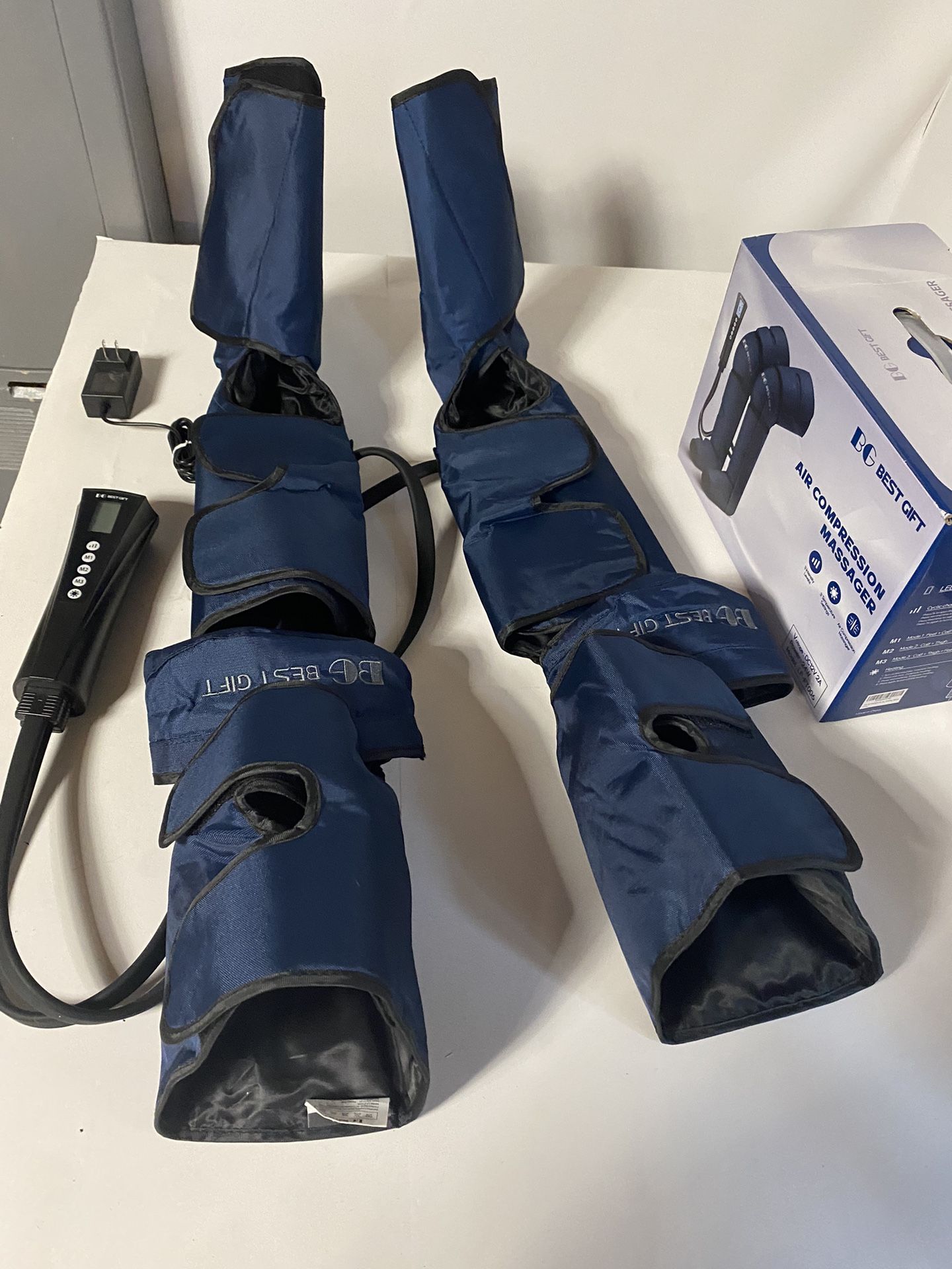 Air Compression Massager with Heat for Feet and Legs - Ideal Gift for Parents