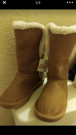 Snow boots ( Toddler boots) size 12