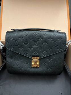 Louis Vuitton Pochette Metis