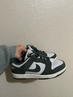 Nike dunks 7.5W