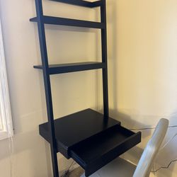 Bookshelf / Desk