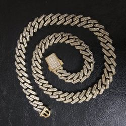 Stainless Steel Cuban Link Chain (choke )(20 inch )