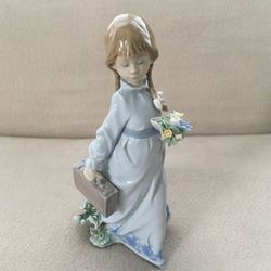 Lladro “School Days” Figurine